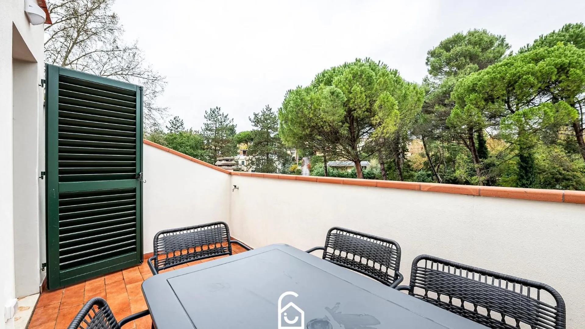 Luxury Apartment Con Doppia Terrazza E Posto Auto Florence Italy