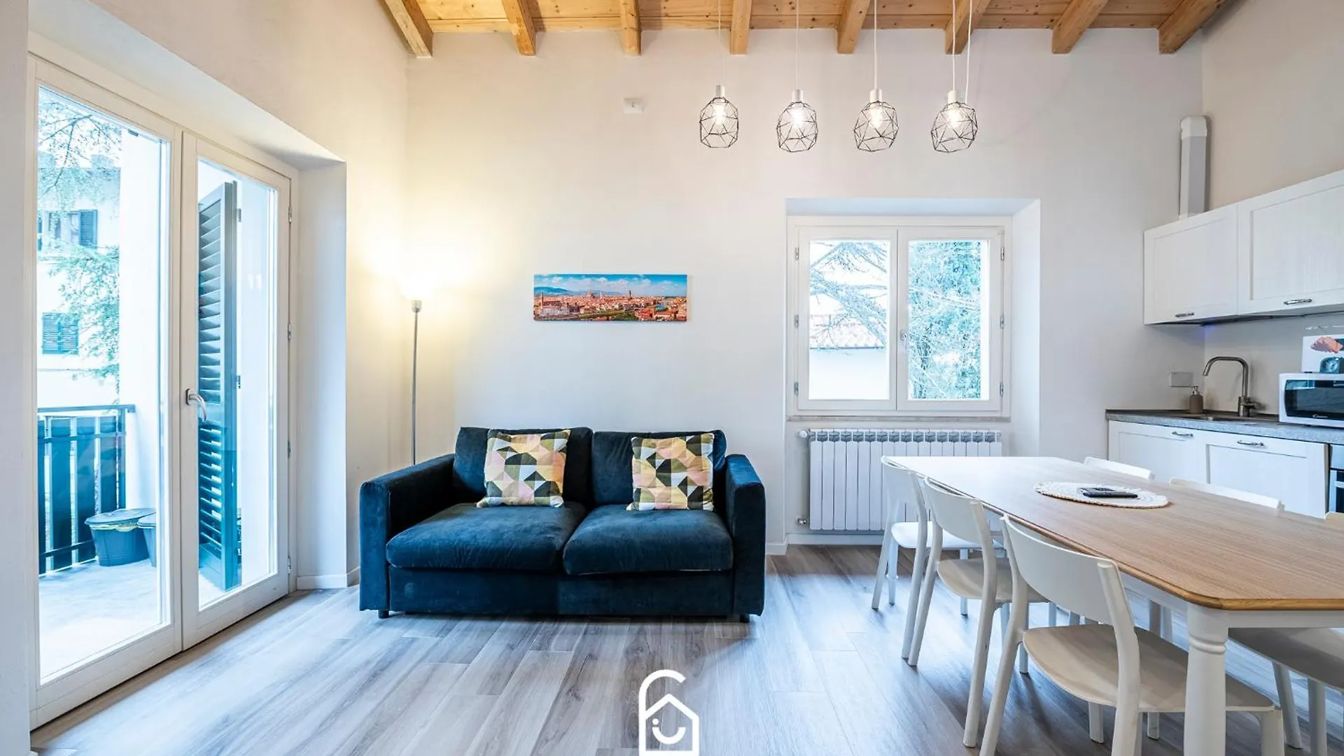 Luxury Apartment Con Doppia Terrazza E Posto Auto Florence 0*,  Italy