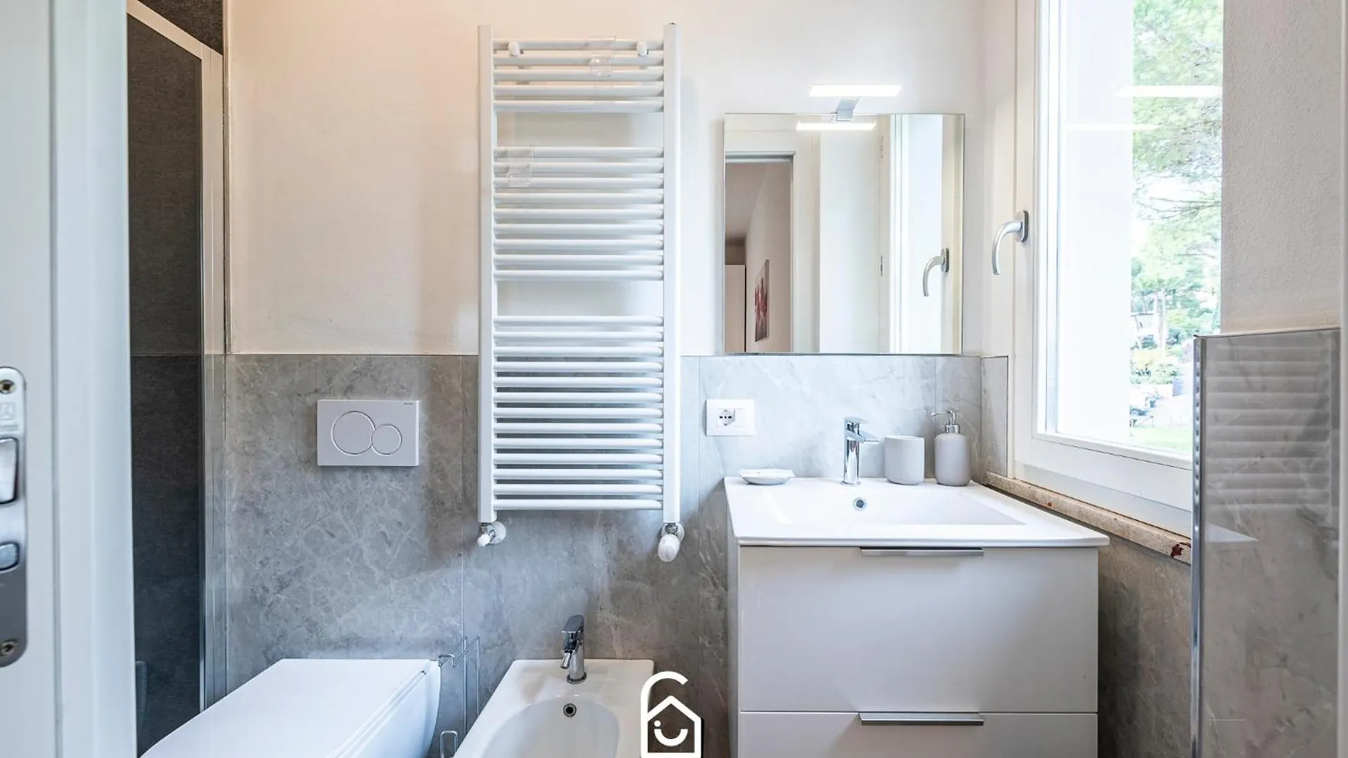 Luxury Apartment Con Doppia Terrazza E Posto Auto Florence